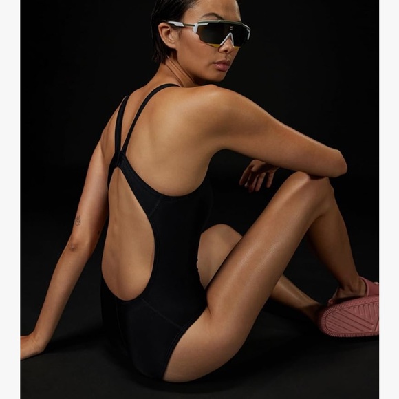 Nike Womens Fastback One-pieceOne Piece Swimsuit size 36 - Picture 6 of 13
